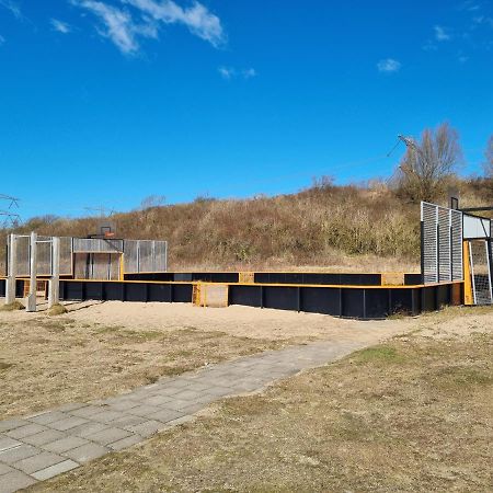 Beach Lodges Oostvoorne Exteriör bild